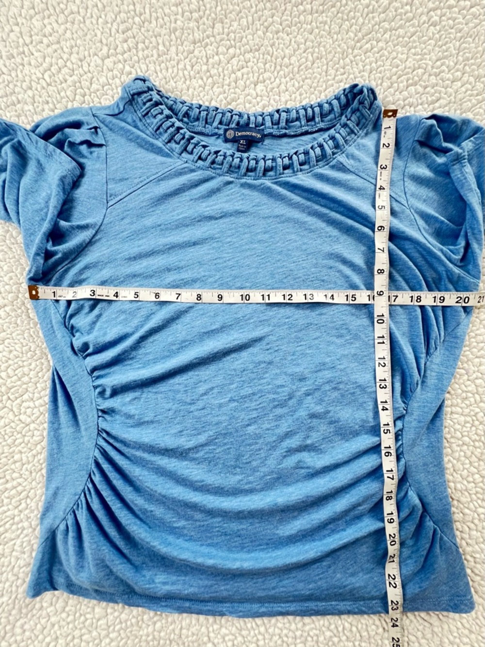 Democracy Light Blue Scoop Neck Short Sleeve Top with Braided Trim SZ XL - Picture 9 of 14